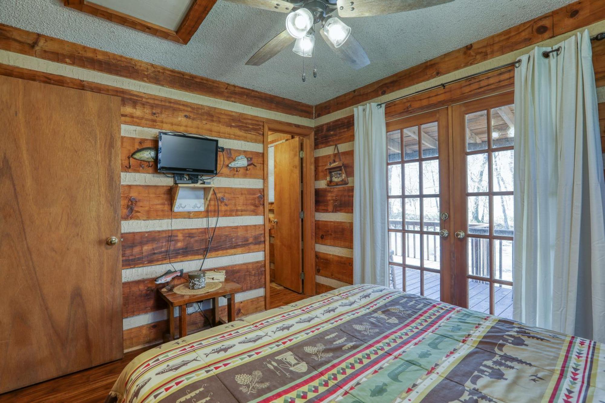 Creekside Memories Cabin Cosby Extérieur photo